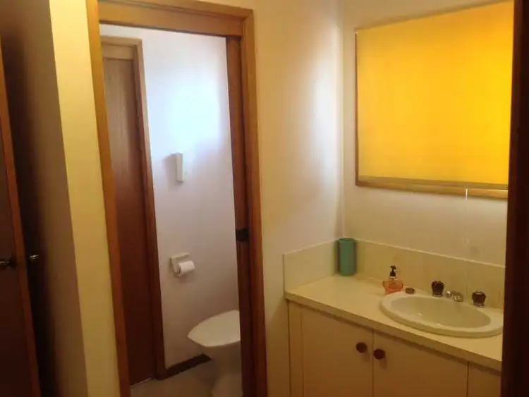Fifth view of Homely unit listing, 2/4 Murray Street, Echuca VIC 3564