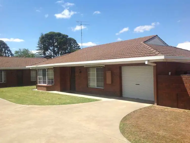 Main view of Homely unit listing, 2/4 Murray Street, Echuca VIC 3564
