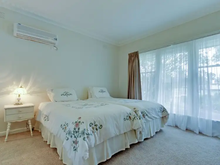 Sixth view of Homely house listing, 2 Dean Street, Bairnsdale VIC 3875