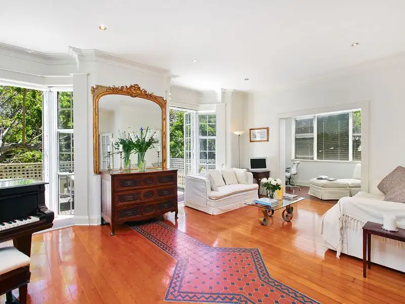 Main view of Homely apartment listing, 8/121 Darling Point Road, Darling Point NSW 2027