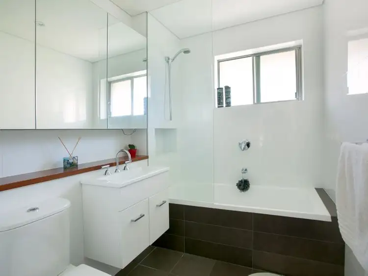 Third view of Homely unit listing, 11 14-16 Banksia St, Dee Why NSW 2099