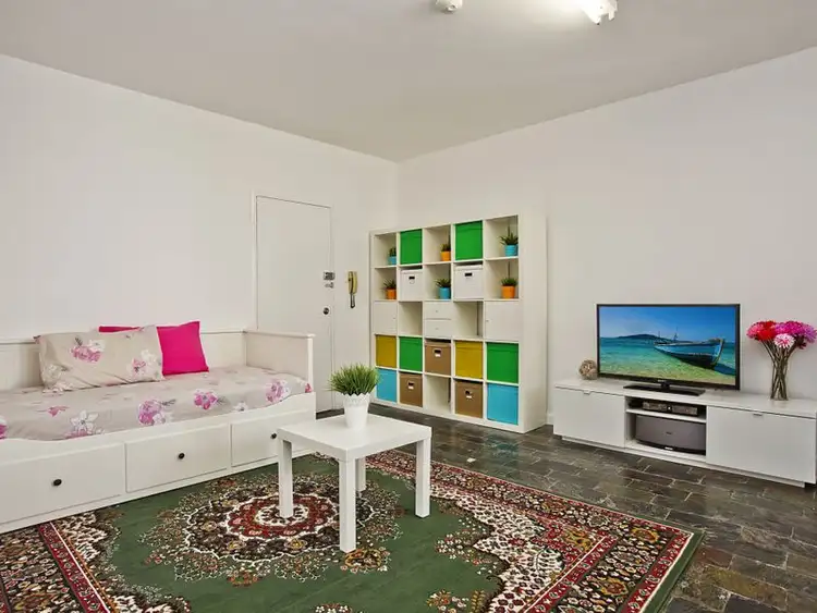 Second view of Homely apartment listing, 10/3 Barncleuth Square, Potts Point NSW 2011