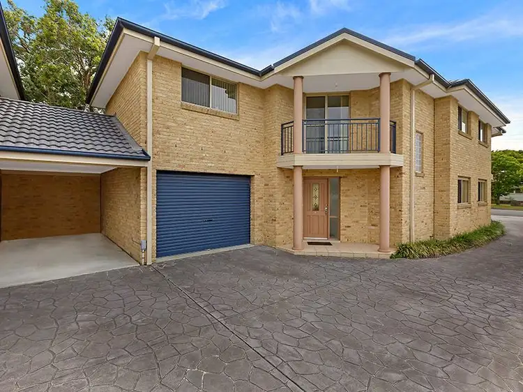 Main view of Homely townhouse listing, 2/11 Nimbin Street, The Entrance NSW 2261