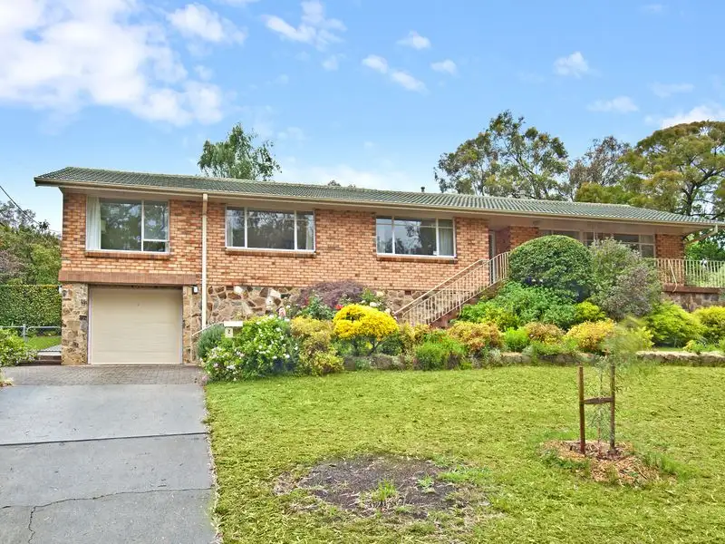 Main view of Homely house listing, 2 Dugan Street, Deakin ACT 2600