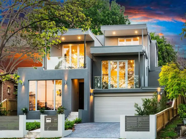 31 Dalmeny Road, Northbridge NSW 2063