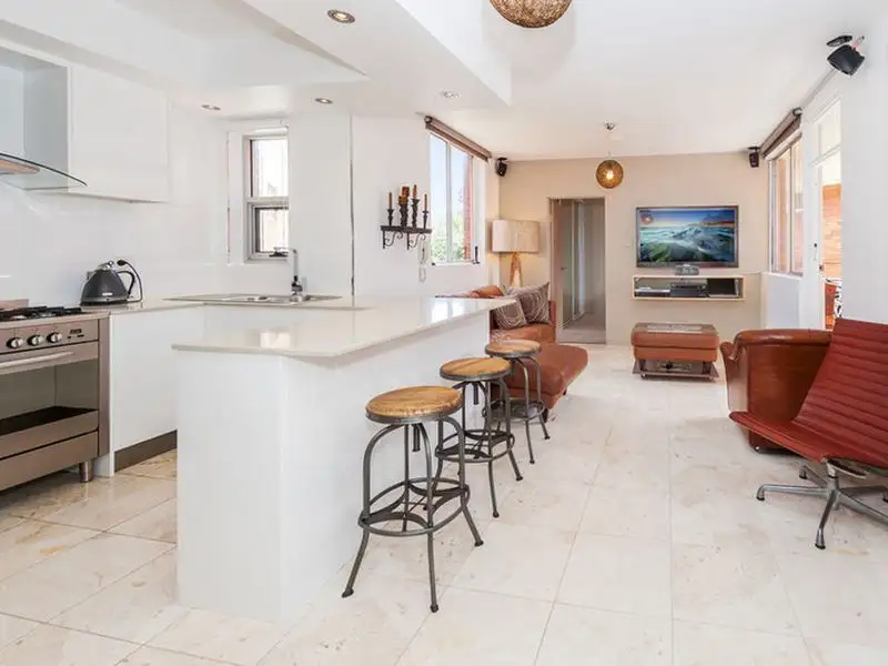 Main view of Homely unit listing, 5/4 Podmore Place, Hillsdale NSW 2036
