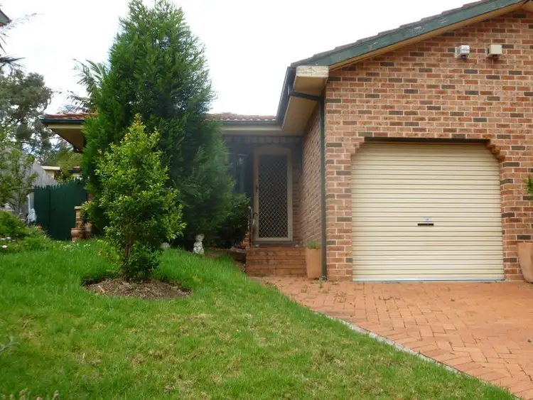 1/5 Nevil Way, Casula NSW 2170