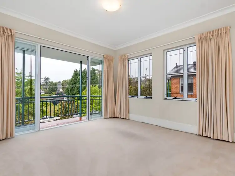 Second view of Homely unit listing, 4/8-10 Russell Avenue, Lindfield NSW 2070