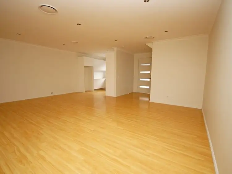 Fifth view of Homely townhouse listing, 8 / 2 Jaclyn Street, Ingleburn NSW 2565