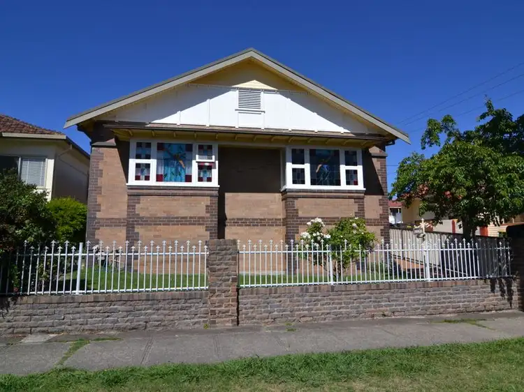 25 Sandford Avenue, Lithgow NSW 2790