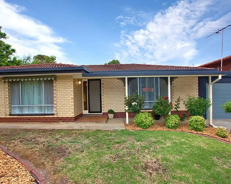 7 Elinga Road, Fairview Park SA 5126