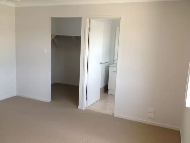 Sixth view of Homely semi-detached listing, 1/52 Hawkesbury Avenue, Pacific Pines QLD 4211