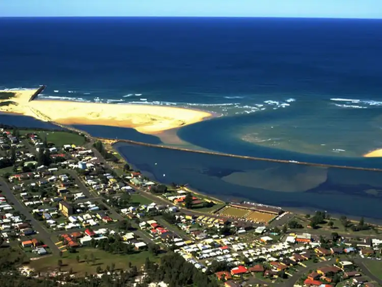 Fifth view of Homely townhouse listing, 3/6-8 Muir Street, Harrington NSW 2427