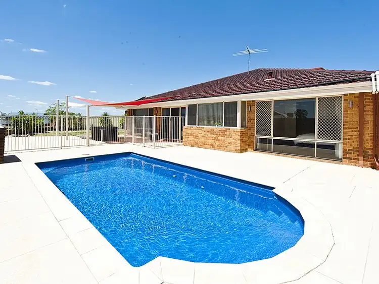 13 Waring Heights, Baldivis WA 6171