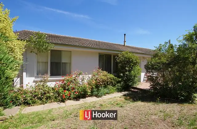Fifth view of Homely house listing, 11 Holmes Crescent, Campbell ACT 2612