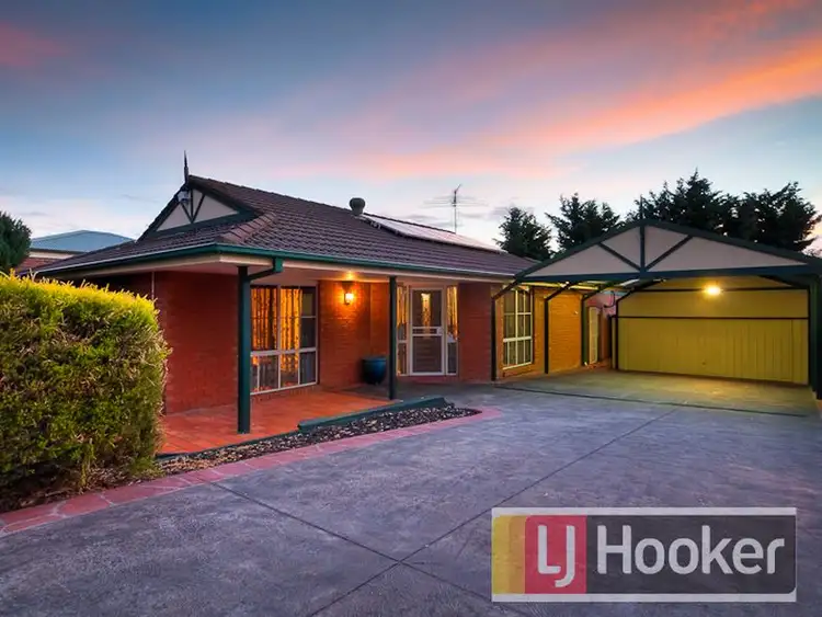 23 Palm Way, Narre Warren South VIC 3805