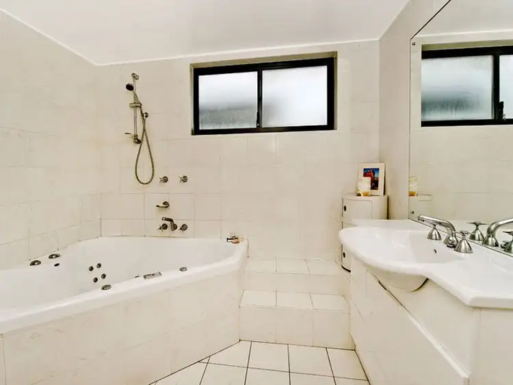 Sixth view of Homely apartment listing, 21/14 Wilga Street, Bondi Beach NSW 2026
