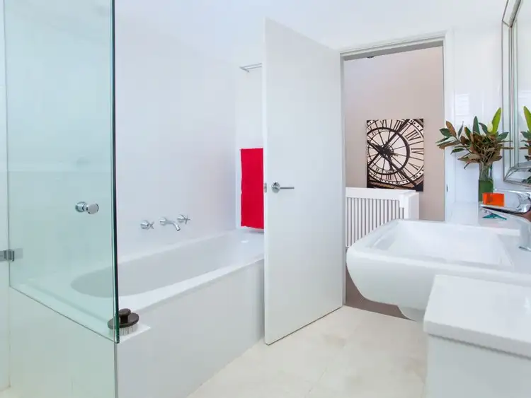 Third view of Homely townhouse listing, 4/62-64 Sutherland Street, Cremorne NSW 2090