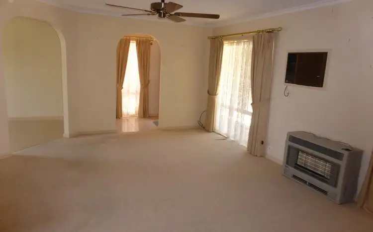 Fourth view of Homely townhouse listing, 2/25 Harvey Court, Albury NSW 2640