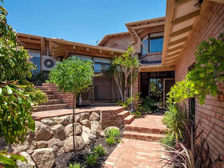 Second view of Homely house listing, 8 Hannah Place, Leeming WA 6149