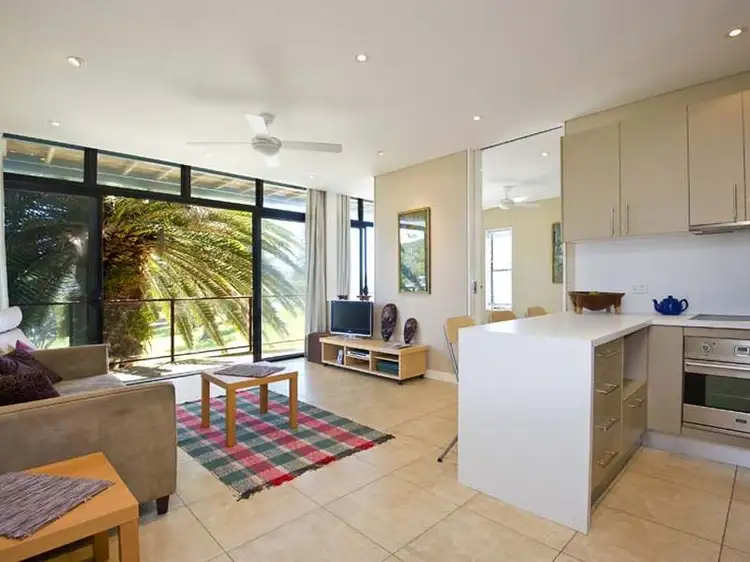 Main view of Homely unit listing, 2/9 Avalon Parade, Avalon NSW 2107