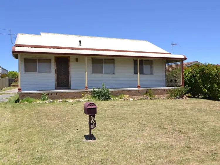11 Lidsdale Street, Wallerawang NSW 2845