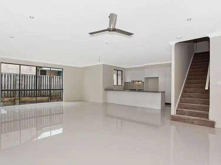 Fifth view of Homely house listing, 3/1 Sunrise Court, Merrimac QLD 4226