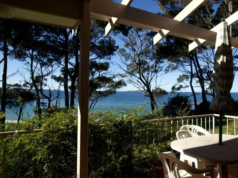 Main view of Homely house listing, 4/5 Edgewood Place, Denhams Beach NSW 2536