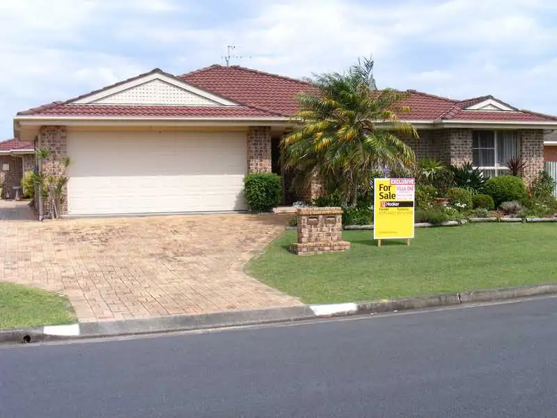 Main view of Homely villa listing, 1/6 Bonventi Close, Tuncurry NSW 2428
