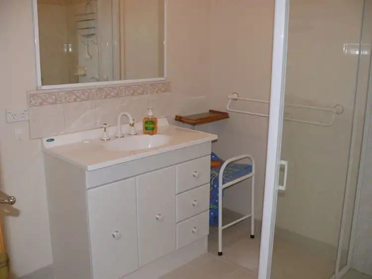 Sixth view of Homely villa listing, 33/1-5 Canal Road, Paynesville VIC 3880