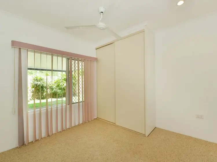 Sixth view of Homely semi-detached listing, 2/7 Ireland Crescent, Whitfield QLD 4870