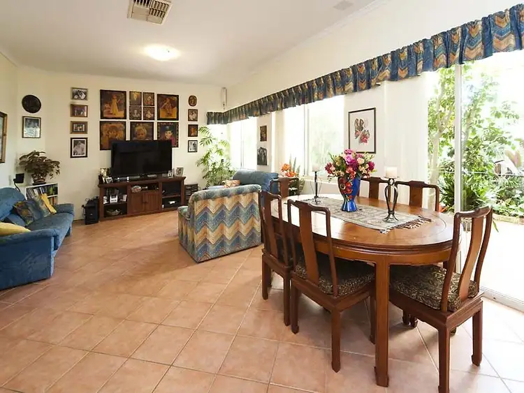 Fifth view of Homely house listing, 6 Elbe Court, Riverton WA 6148