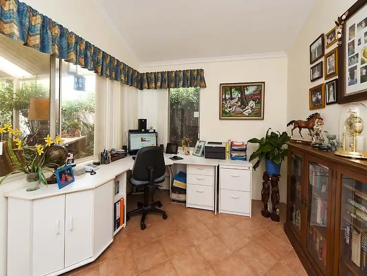 Sixth view of Homely house listing, 6 Elbe Court, Riverton WA 6148