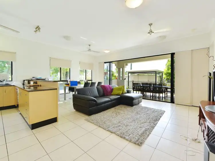 4/15 Clare Street, Parramatta Park QLD 4870