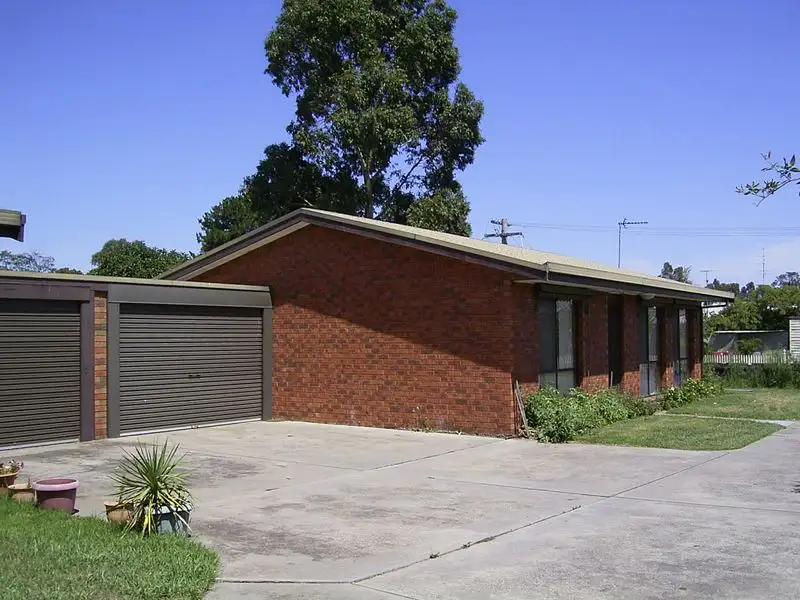 Main view of Homely unit listing, 1/1 Dahlsen Crescent, Bairnsdale VIC 3875