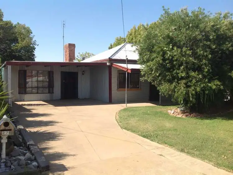 27 Regent Street, Moama NSW 2731