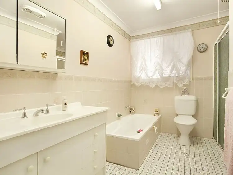 Seventh view of Homely villa listing, 2/19 Caves Beach Road, Caves Beach NSW 2281