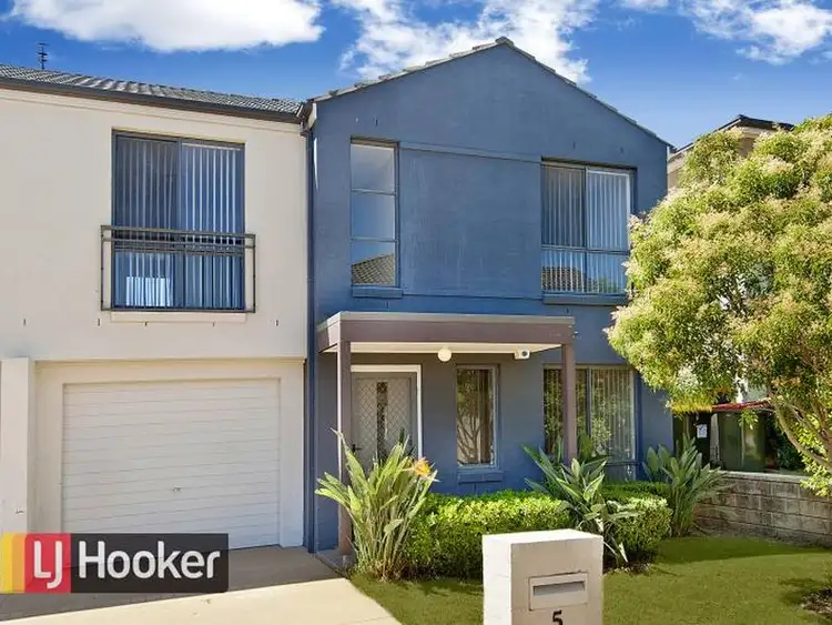 Main view of Homely semi-detached listing, 5 Sunset Way, Acacia Gardens NSW 2763