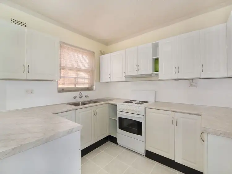 Second view of Homely apartment listing, 4/13 Brittain Crescent, Hillsdale NSW 2036