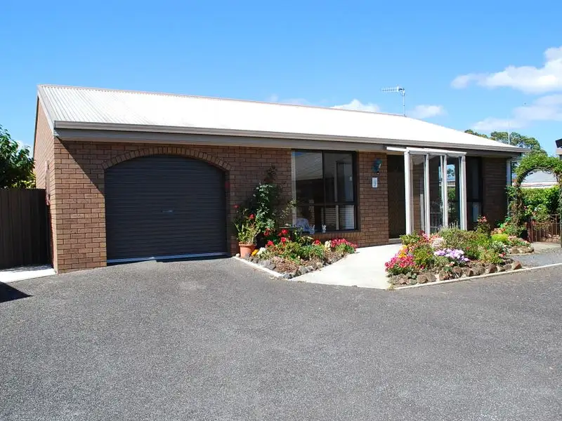 Main view of Homely unit listing, 2/11 Morse Place, Wynyard TAS 7325