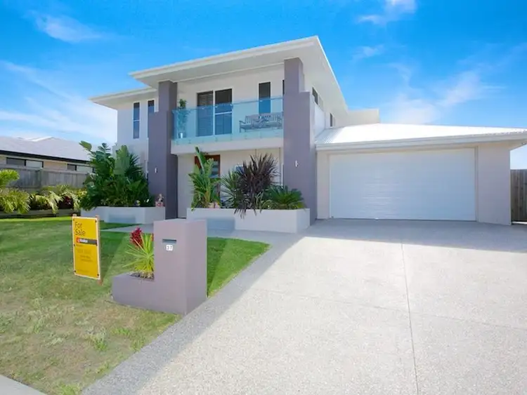 37 Parkgrove Street, Birkdale QLD 4159