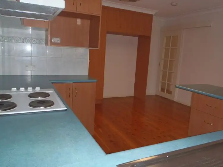 Sixth view of Homely house listing, 18 Oxley Circle, Dubbo NSW 2830