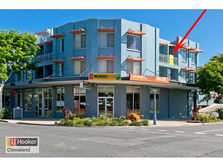 Third view of Homely apartment listing, 15/89 Bay Terrace, Wynnum QLD 4178