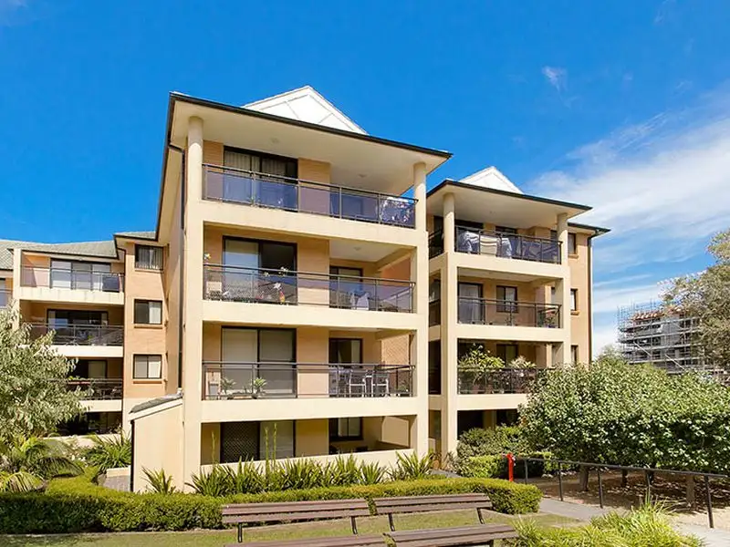 Main view of Homely unit listing, 19/104-112 Glencoe Street, Sutherland NSW 2232