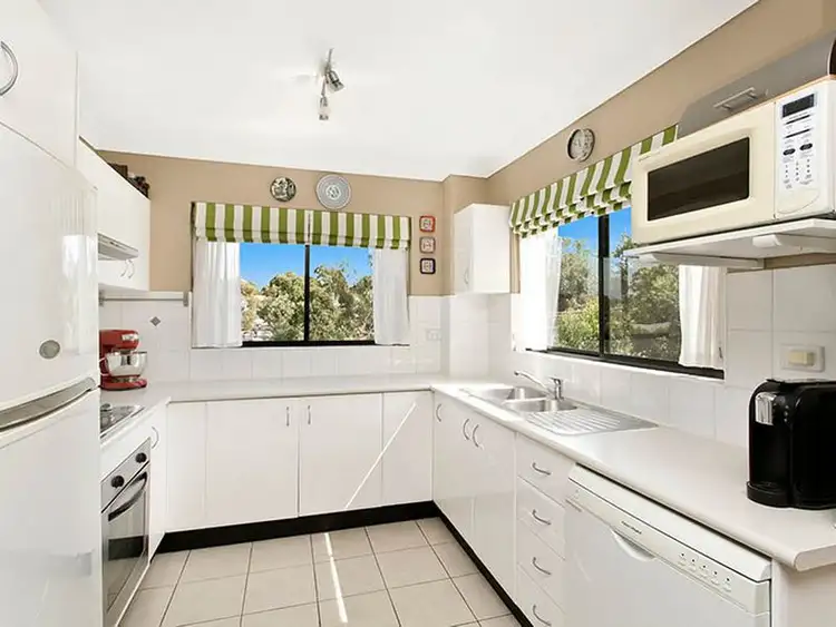 Second view of Homely unit listing, 19/104-112 Glencoe Street, Sutherland NSW 2232