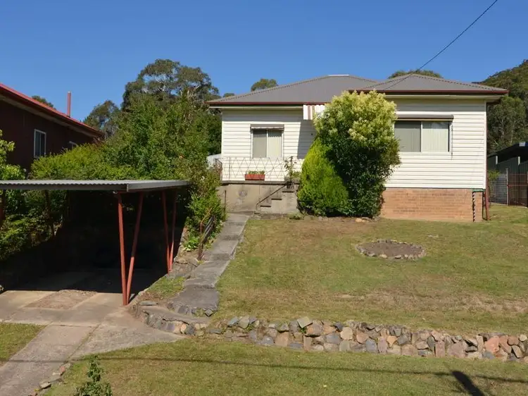 12 Vickers Street, Lithgow NSW 2790