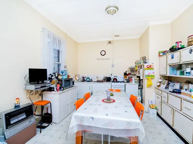 Fourth view of Homely house listing, 2 Garland Avenue, Queanbeyan NSW 2620