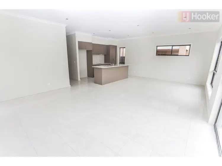 Seventh view of Homely house listing, 31 Groveton St, Craigieburn VIC 3064