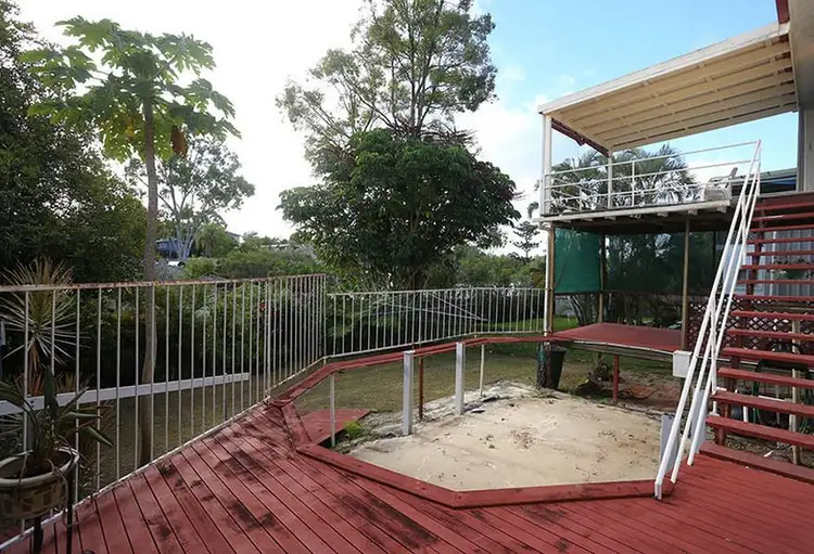 17 Kathleen Avenue, Southport QLD 4215