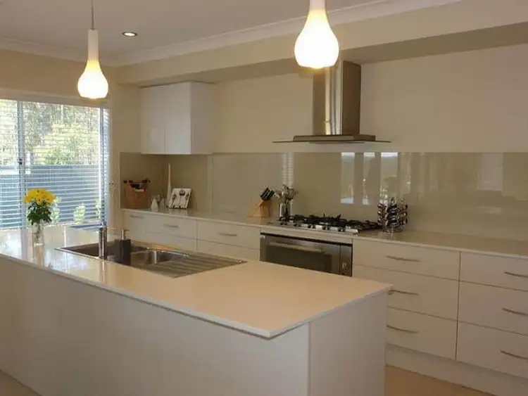 53 Hendos Place, Moggill QLD 4070